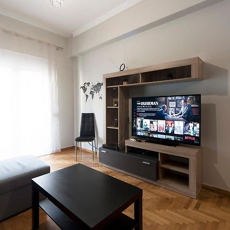Central Apartment 3' To Metaksourgio Metro Station Атина Екстериор снимка