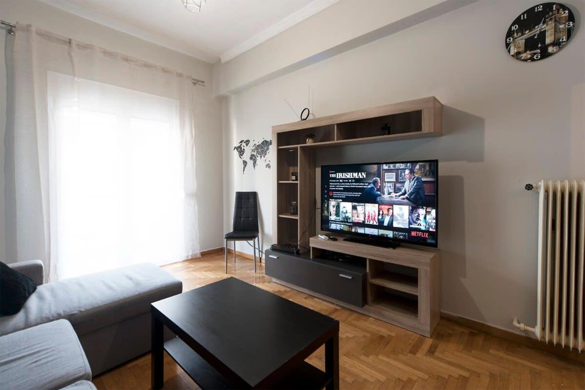 Central Apartment 3' To Metaksourgio Metro Station Атина Екстериор снимка