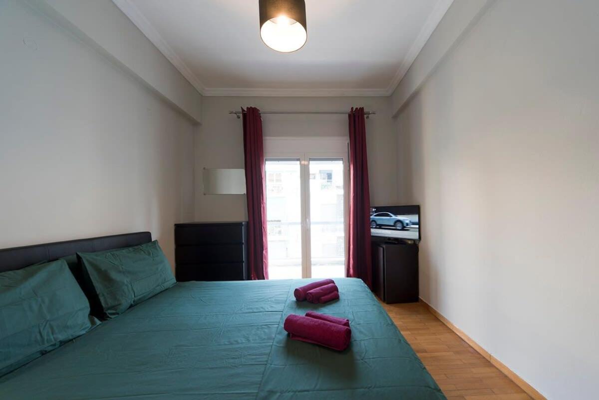 Central Apartment 3' To Metaksourgio Metro Station Атина Екстериор снимка